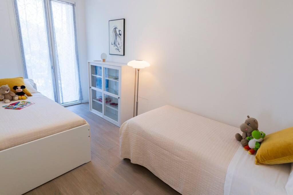 Rossini Home Pesaro Vicino Al Teatro Rossini By Yohome Exteriör bild
